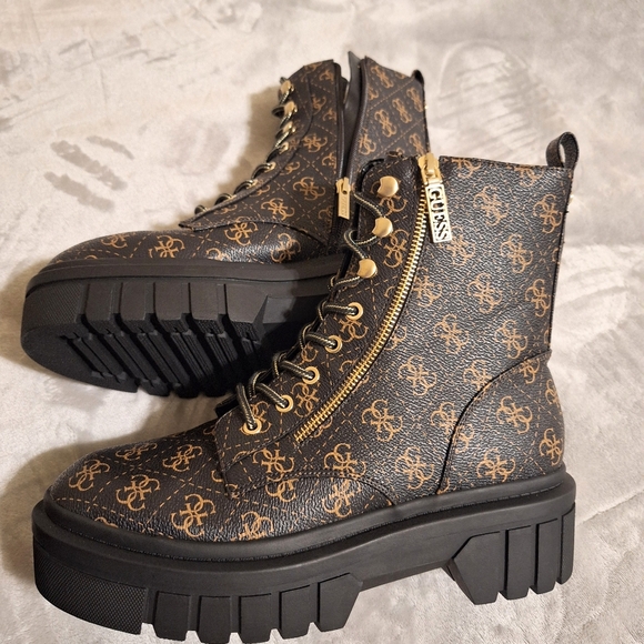 Guess Ferina combat boots size 11M - Picture 5 of 13